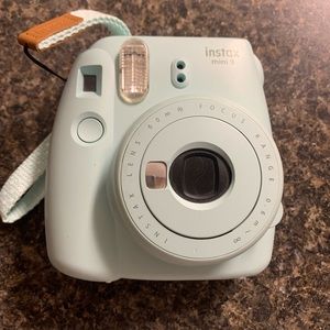 COPY - Polaroid film camera